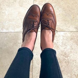 Vintage Brown Leather Wing Tip Oxfords